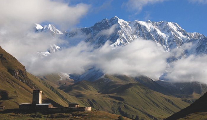 88Shahara_peak_near_Ushguli_1870.jpg