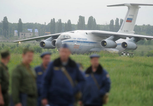 il-76-military-transport-aircraft-43441181.jpg