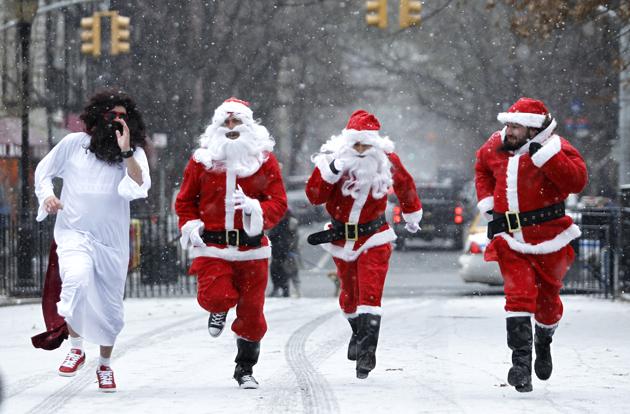 revelers-dressed-santa-part-annual-20131214-150316-192.jpg